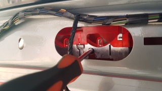 Замена ламп стоп сигнала Kia Sportage  в Жуковском